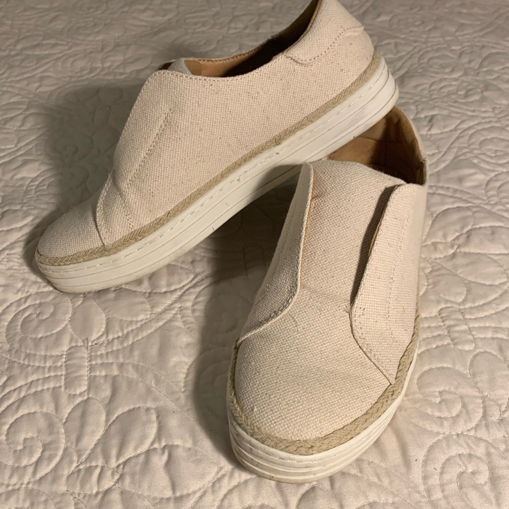 Canvas slip on shoes